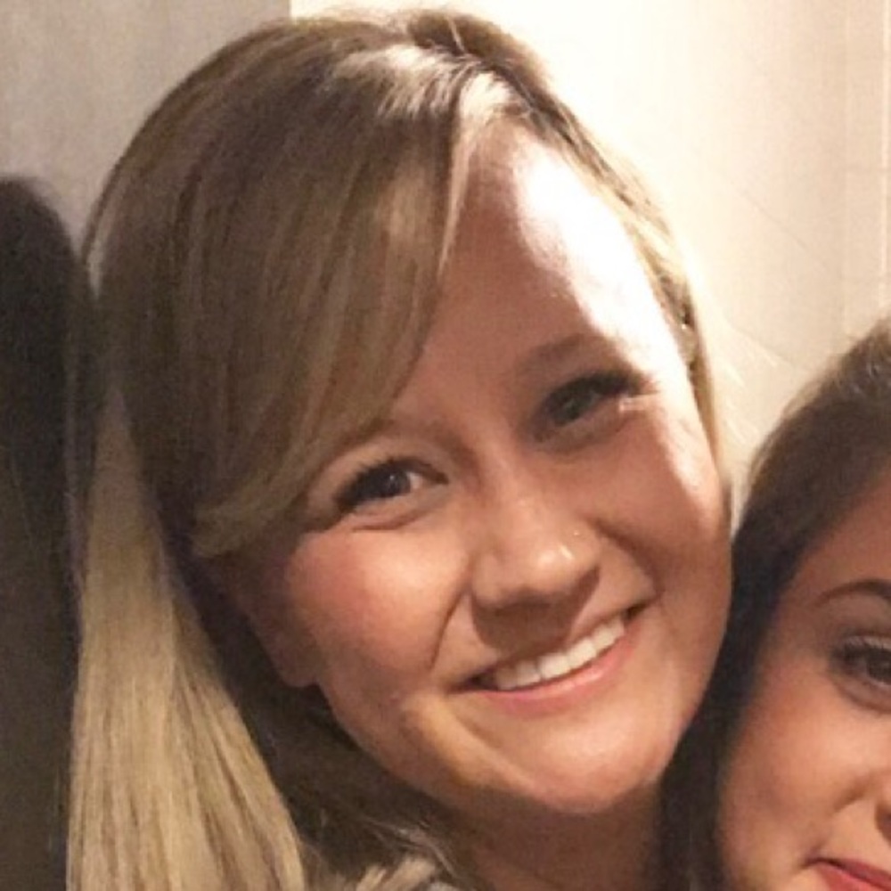 Meet your Posher, Felicia