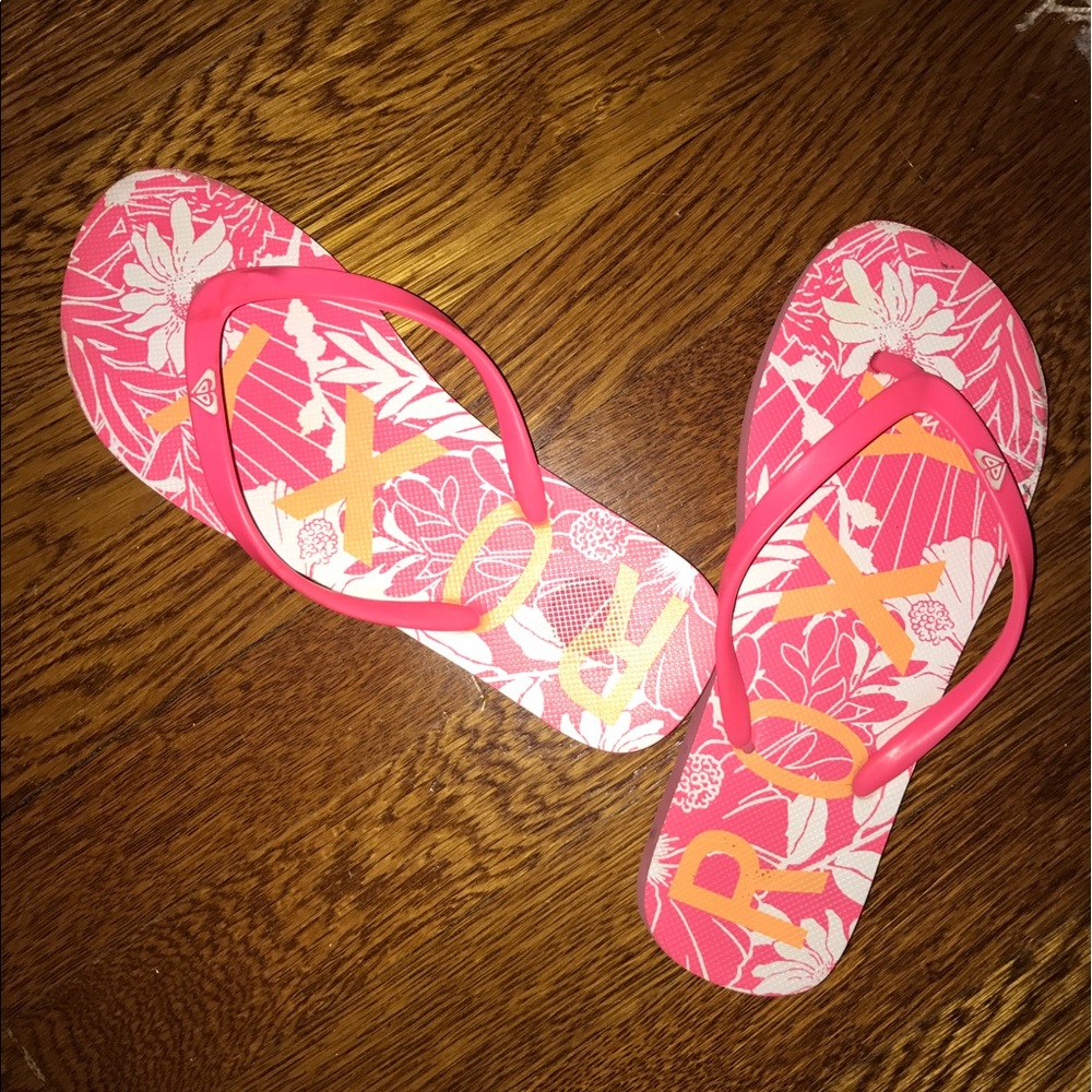 Roxy flip flops