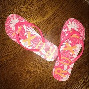 Roxy flip flops
