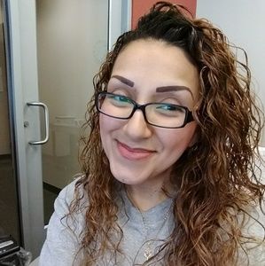 Meet your Posher, Helen