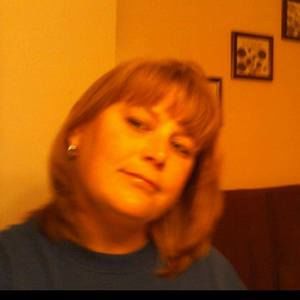 Meet your Posher, Mona