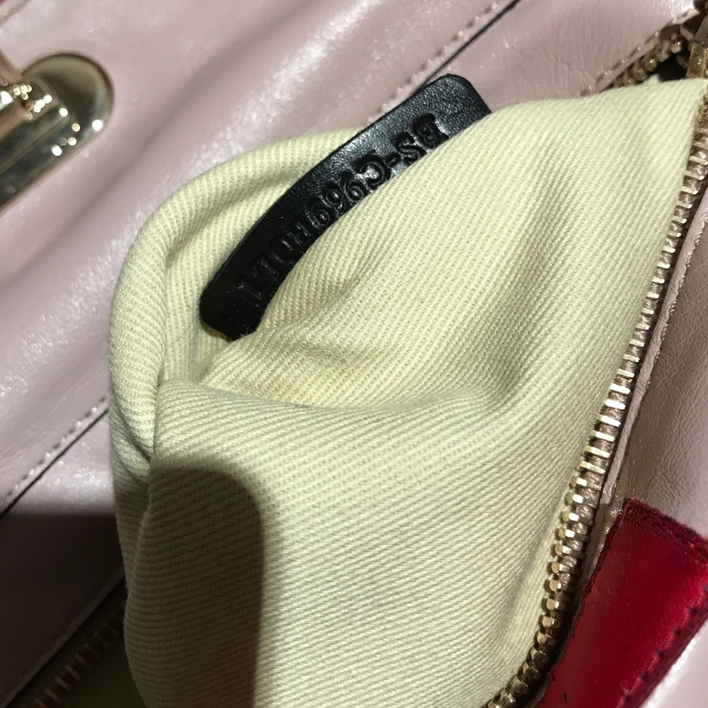 Authentic Valentino Rockstud Medium Blush Tote - Picture 6 of 8