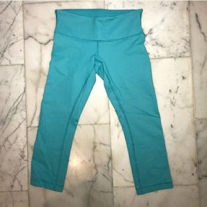 Turquoise luluemon crops