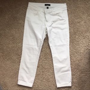White Crop jeans