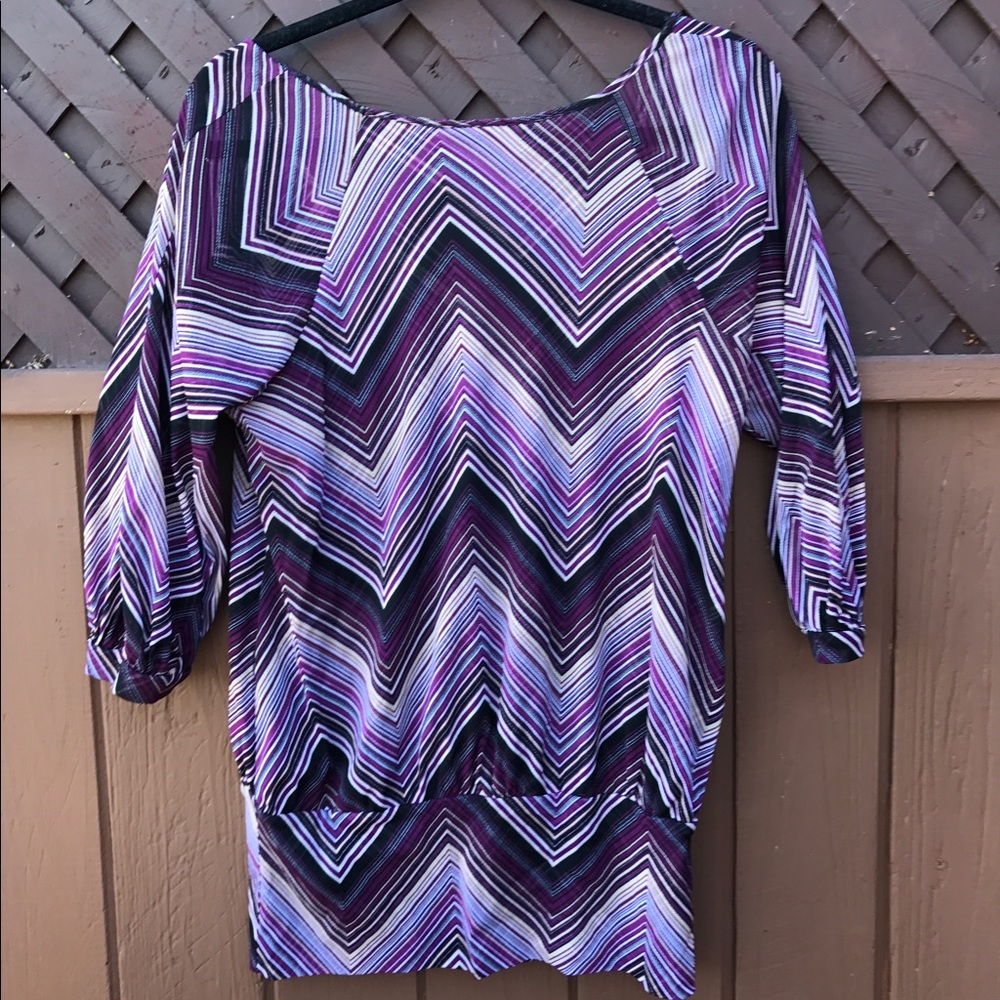 Semi sheen blouse - Picture 2 of 3