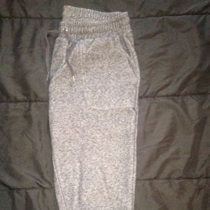 Women's active capris