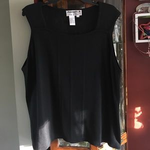 Black Sleeveless sweater NBW