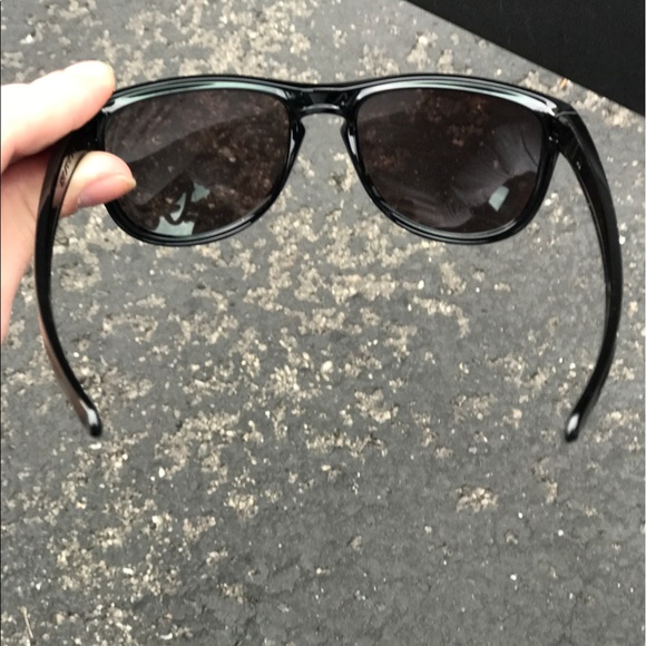 Oakley Prizm polarized lenses - Picture 4 of 4