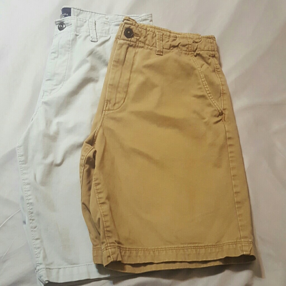 2 pair American Eagle mens shorts