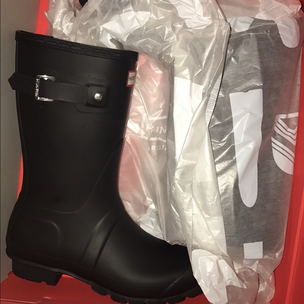Matte black short hunter rain boots