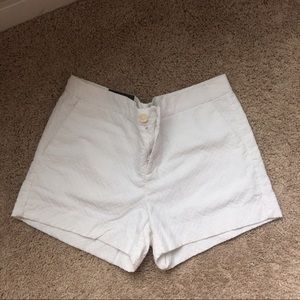White Banana Republic Hampton Fit Shorts