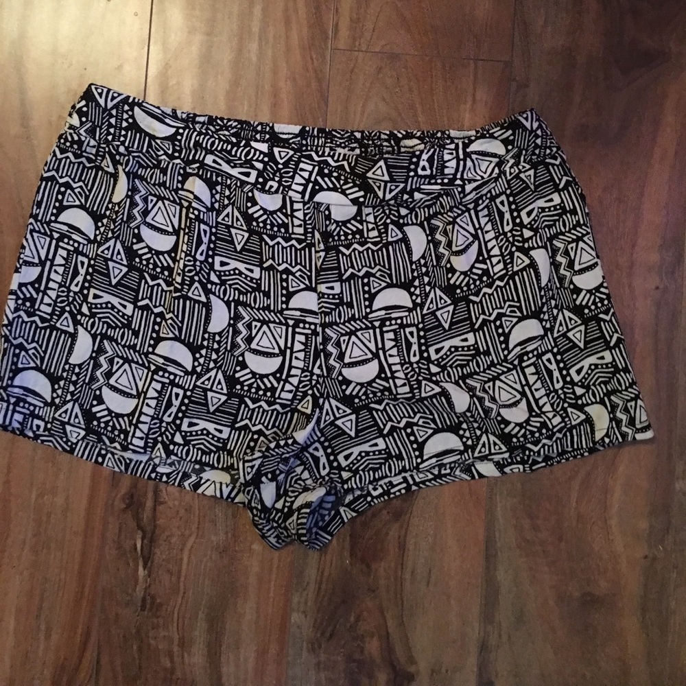 Forever 21 flowy shorts