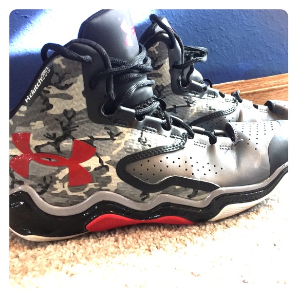 Under Armour Other - Men's Under Armour basketball shoes.