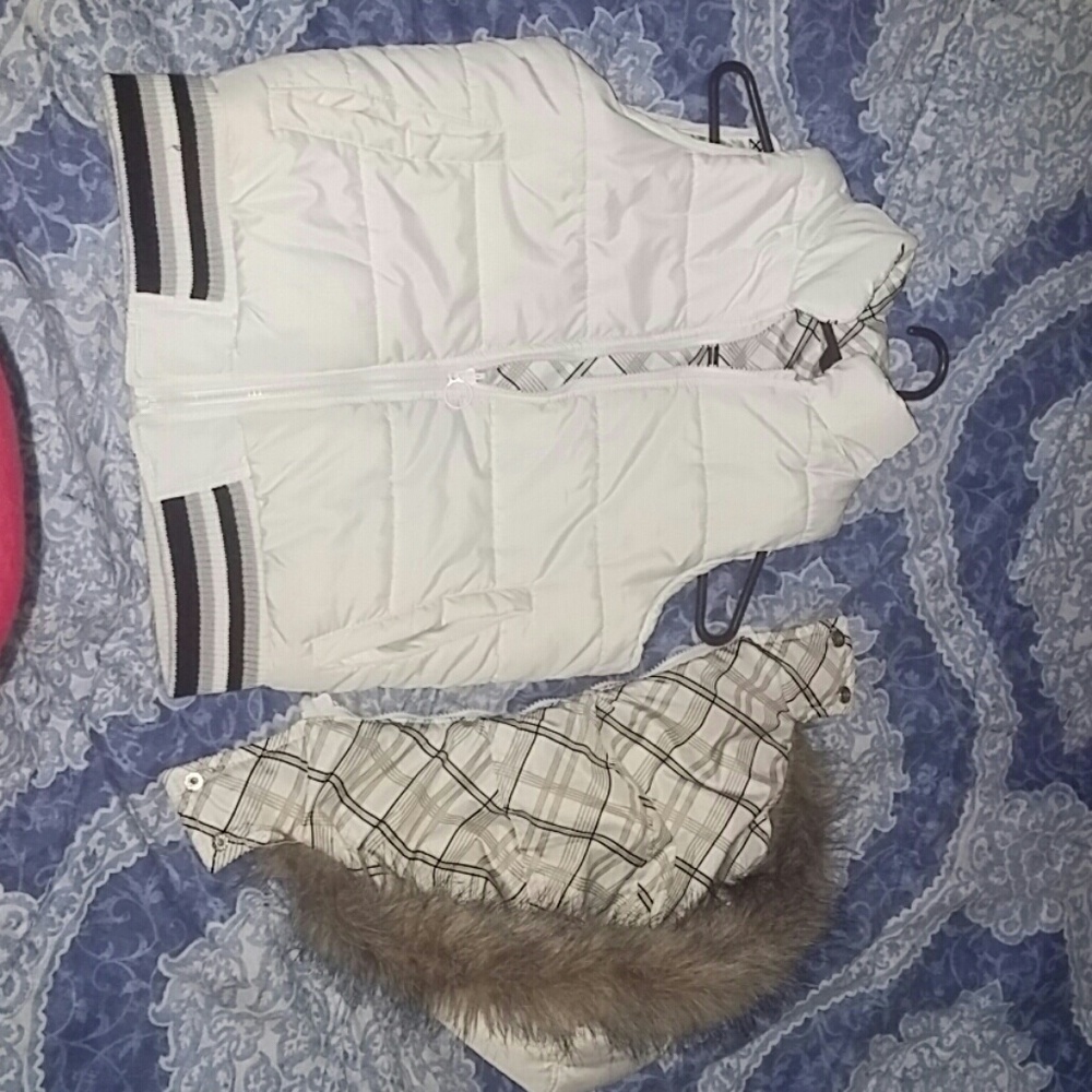Reversible vest - Picture 4 of 4