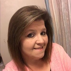 Meet your Posher, Michele