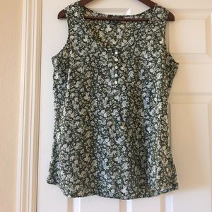 Eddie Bauer 100% cotton lightweight blouse