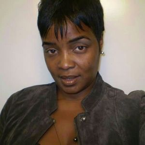 Meet your Posher, Roslyn