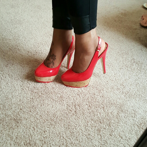 Shoes - Picture 2 of 3