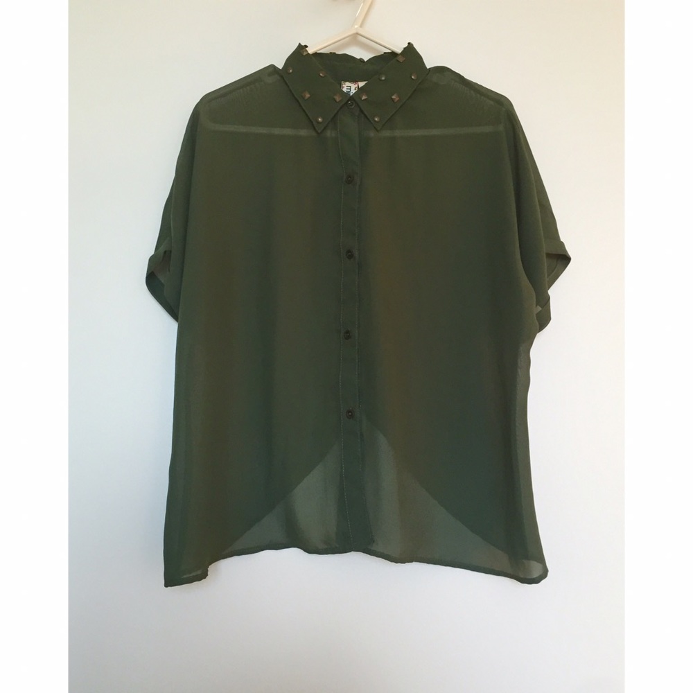 💸DONATED - [Mimi Chica] Sheer blouse w/ studs
