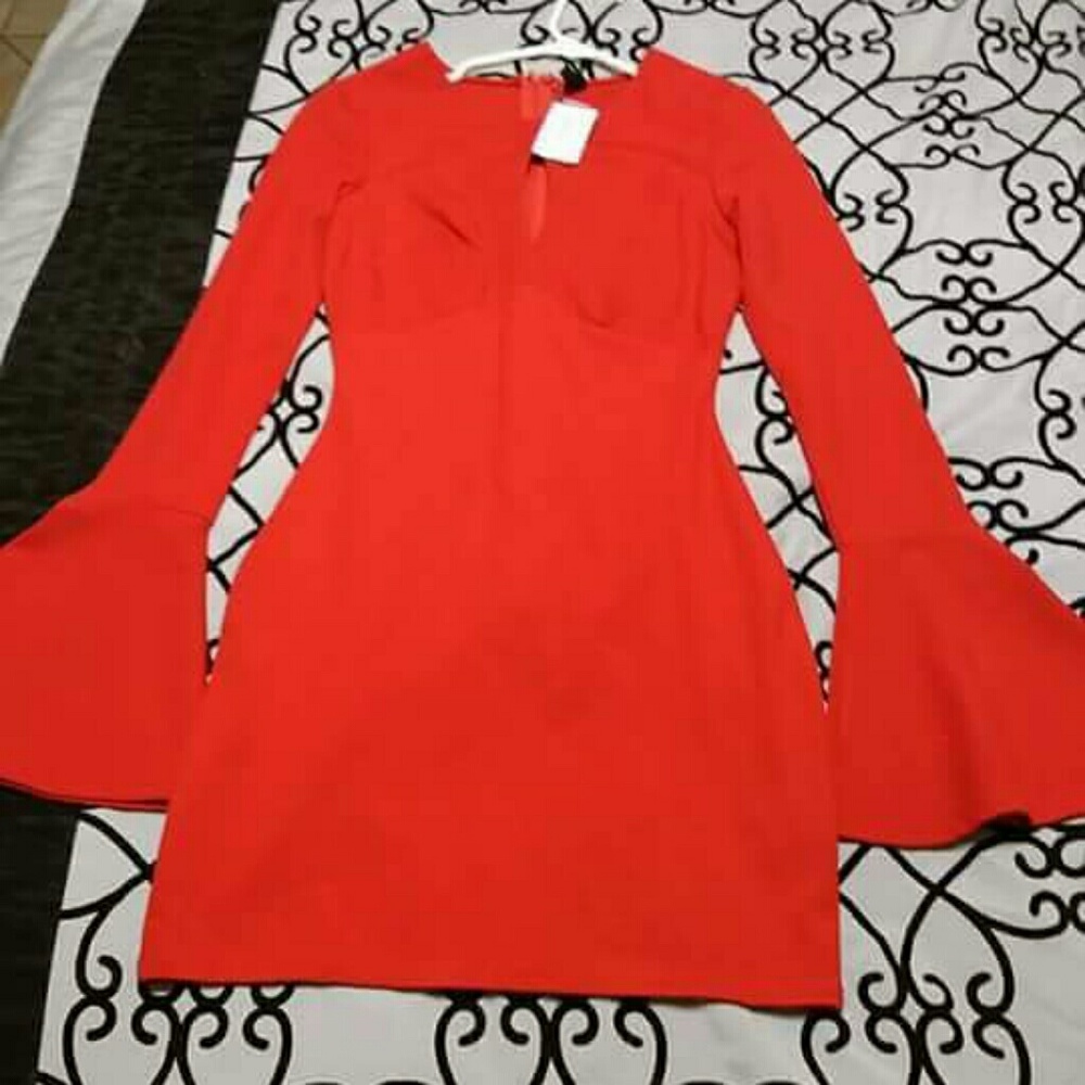 Meet your Posher, Leoselene