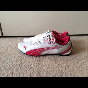 Women's Puma Futurecat M2, size 7