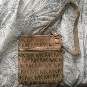Michael Kora Cross body bag