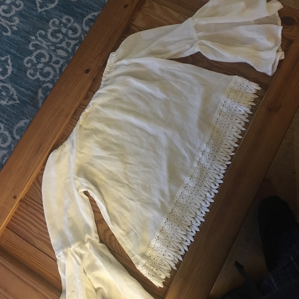 Over the shoulder top