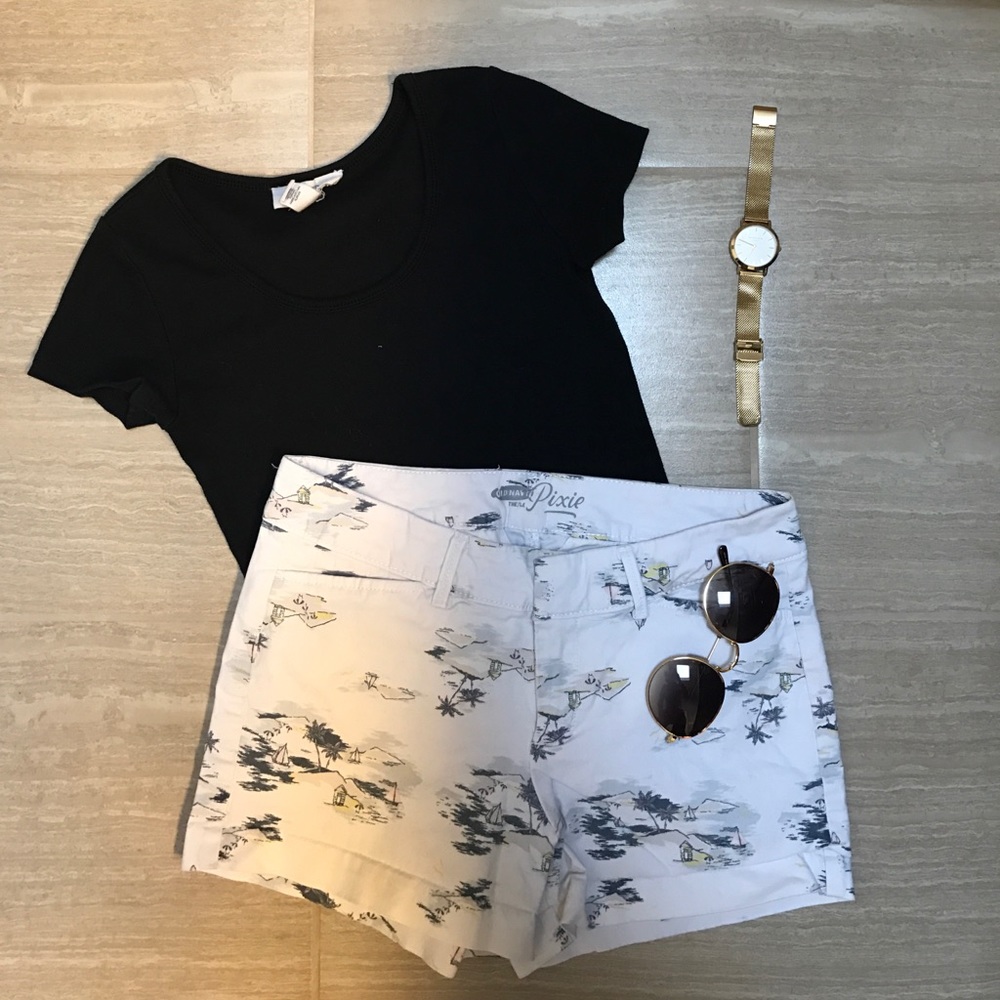 OLD NAVY - Paradise Print Shorts