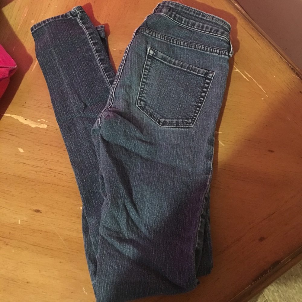 They say a Size 3 but fit me tight so maybe a 0