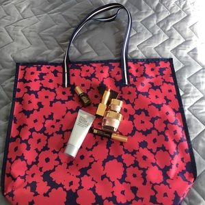 Estee Lauder Makeup - Brand new Estée Lauder tote with deluxe samples Estee Lauder Makeup - Brand new Estée Lauder tote with deluxe samples