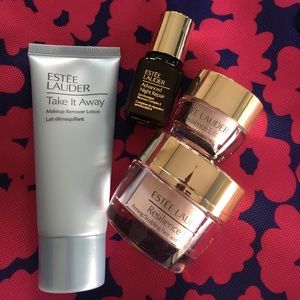 Estee Lauder Makeup - Brand new Estée Lauder tote with deluxe samples Estee Lauder Makeup - Brand new Estée Lauder tote with deluxe samples