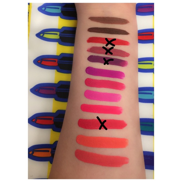 Long lasting liquid matte lipsticks - Picture 3 of 4