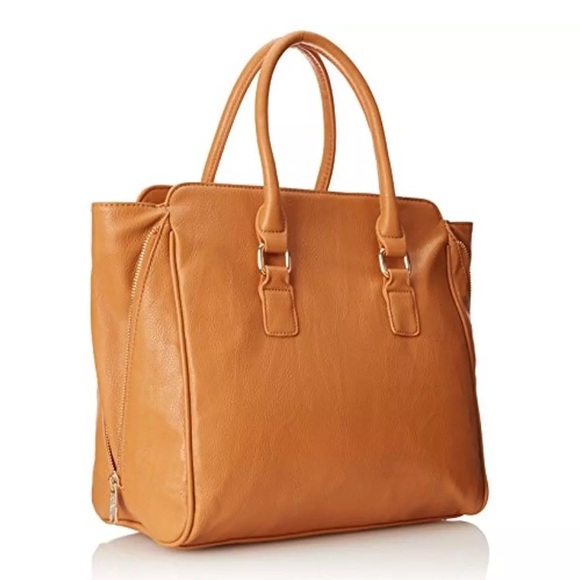 Urban Originals Shelly Bag Tan/Shoulder strap  NWT - Picture 2 of 4