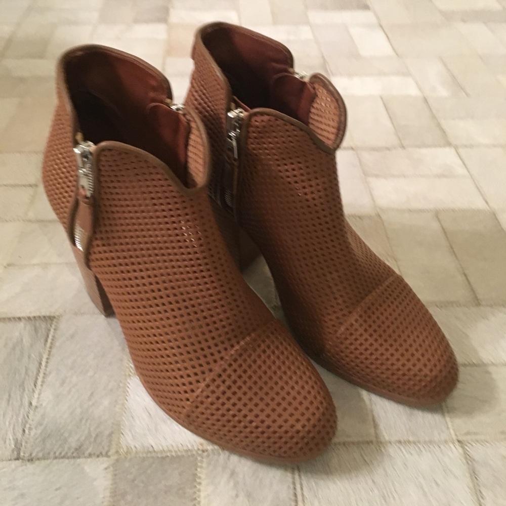 Rag & Bone Margot Perforated ankle boot 38/8