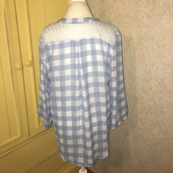 Blue checkered shirt - Picture 2 of 6