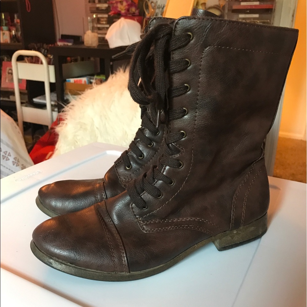 Brown Target Boots