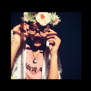 Meet your Posher, A.b