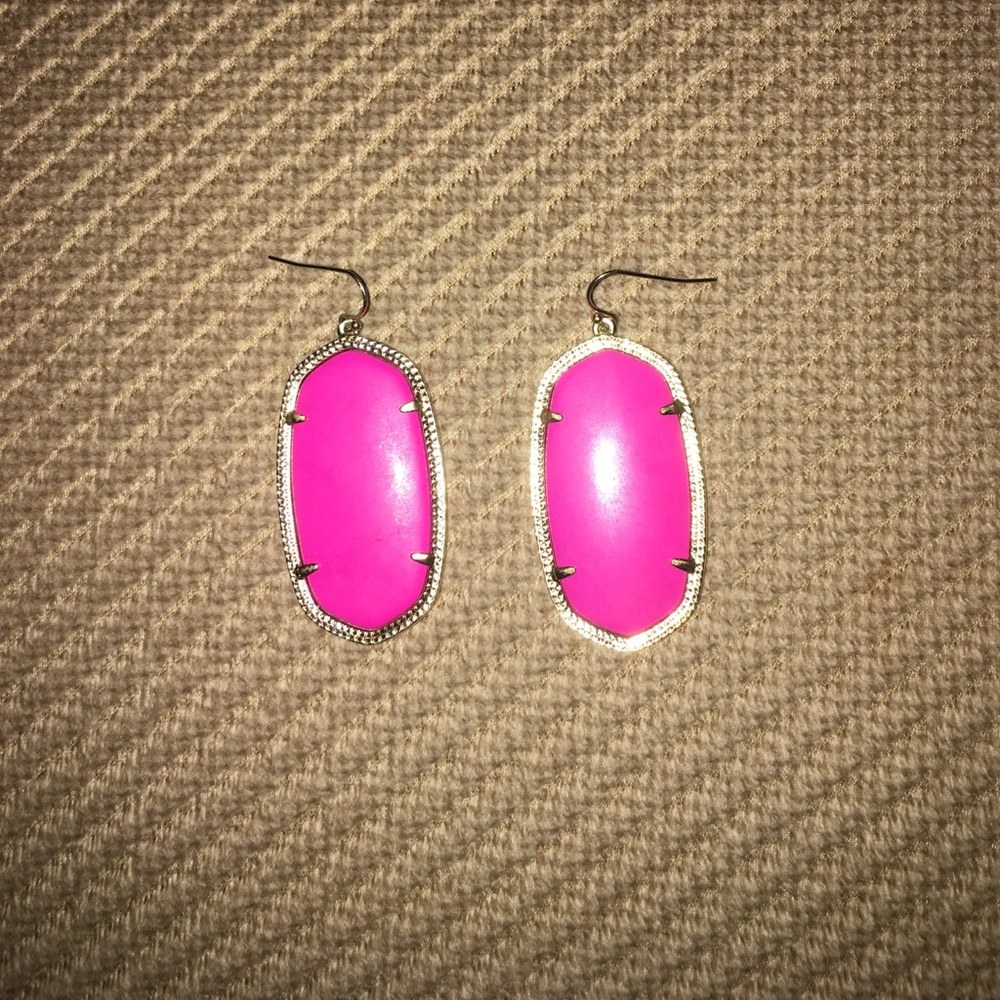 Kendra Scott Danielle earrings