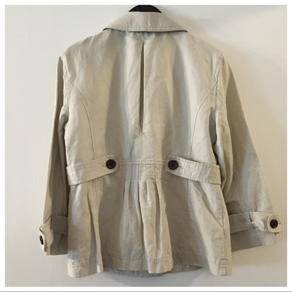Light Weight Loft Jacket - Picture 4 of 6