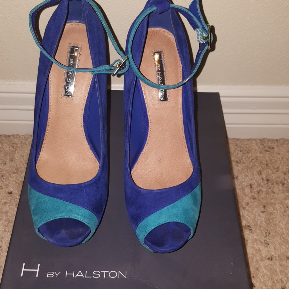 H by Halston "Reanna"
