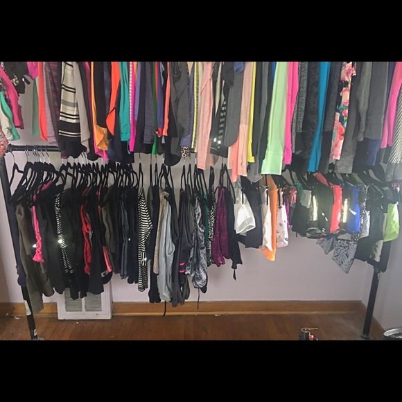 🌻lululemon COLLECTION closet🌻❤️ - Picture 4 of 4