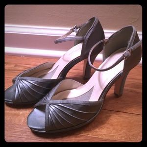 Michaelagelo Sz 6.5 Giselle Heel in Silver