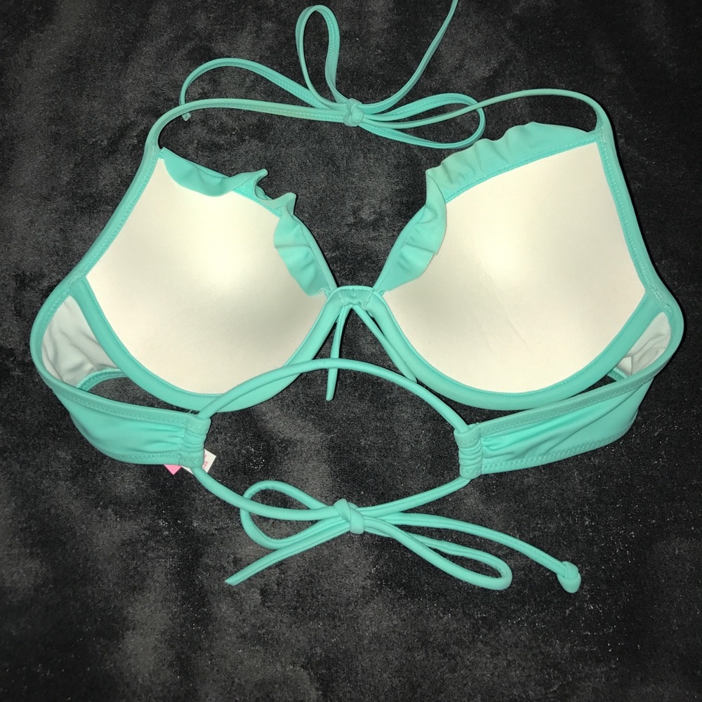 Victoria Secret bikini top - Picture 2 of 3
