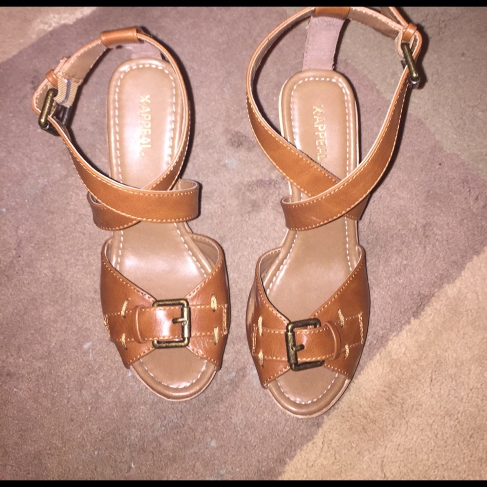 Brown wedges