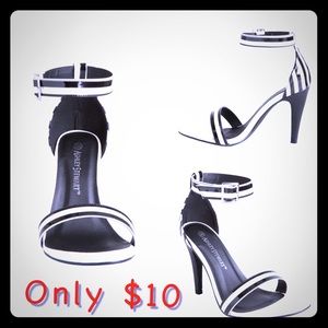 Ashley Stewart - Black & White Heeled Sandals
