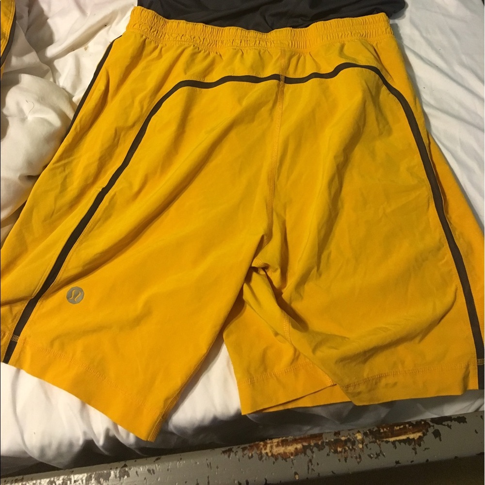 Lululemon pace breaker shorts