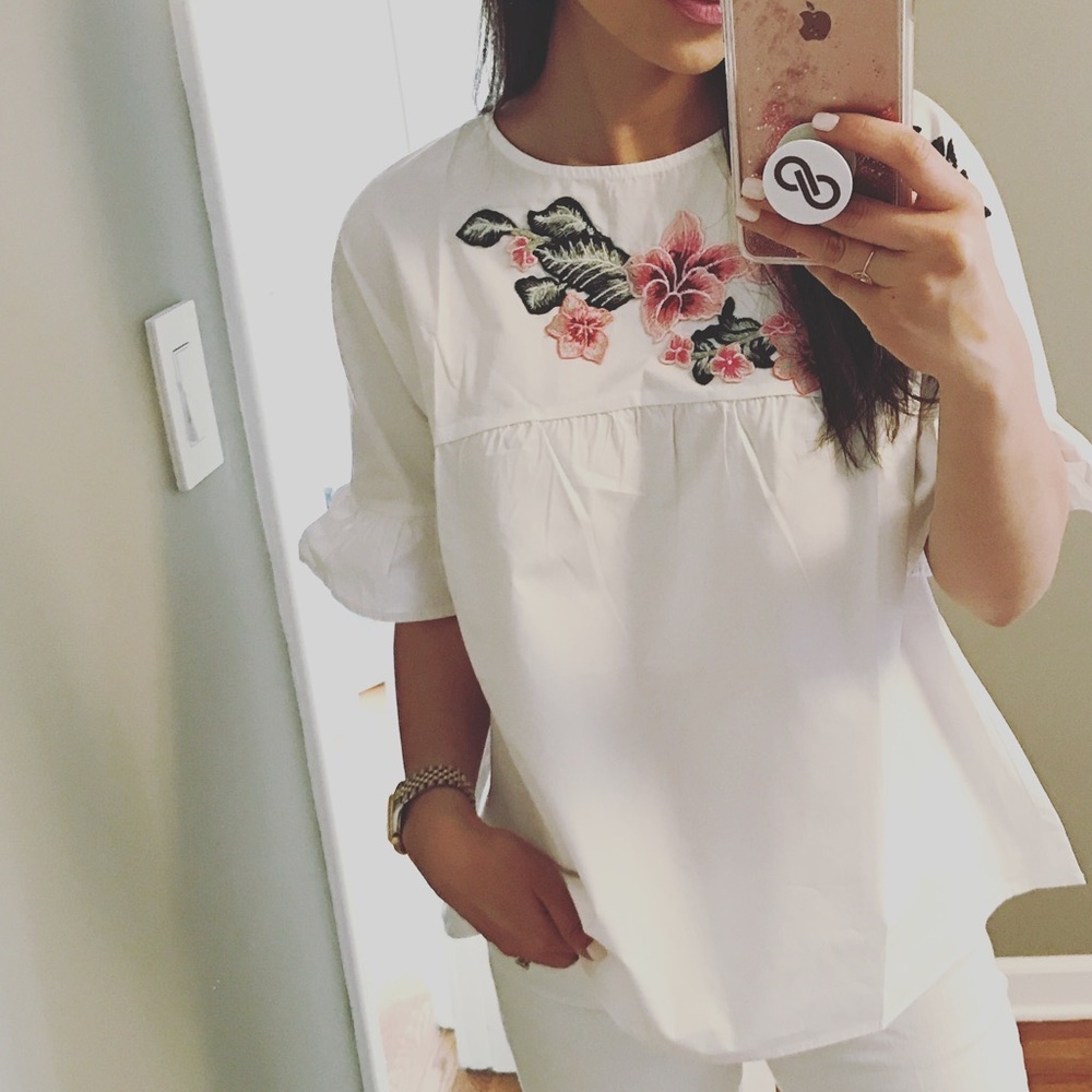 Floral Embroidery Top - Picture 2 of 2