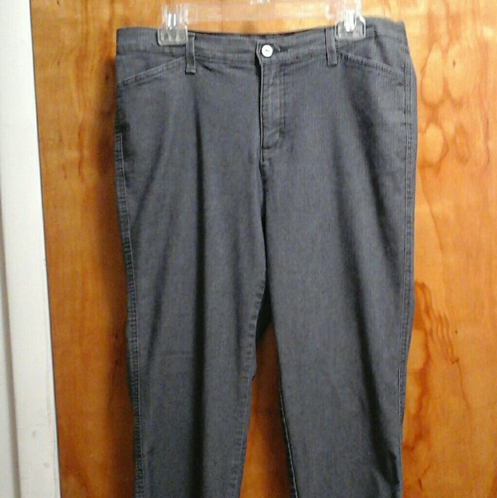 Women's Petite Riders By Lee