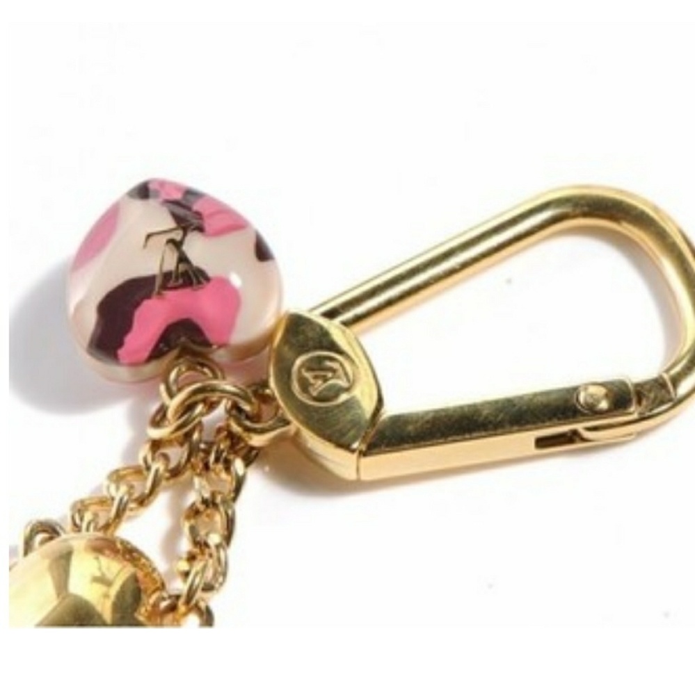 ❌❌SOLD❌❌Louis Vuitton Heart Bag Charm - EUC - Picture 5 of 5