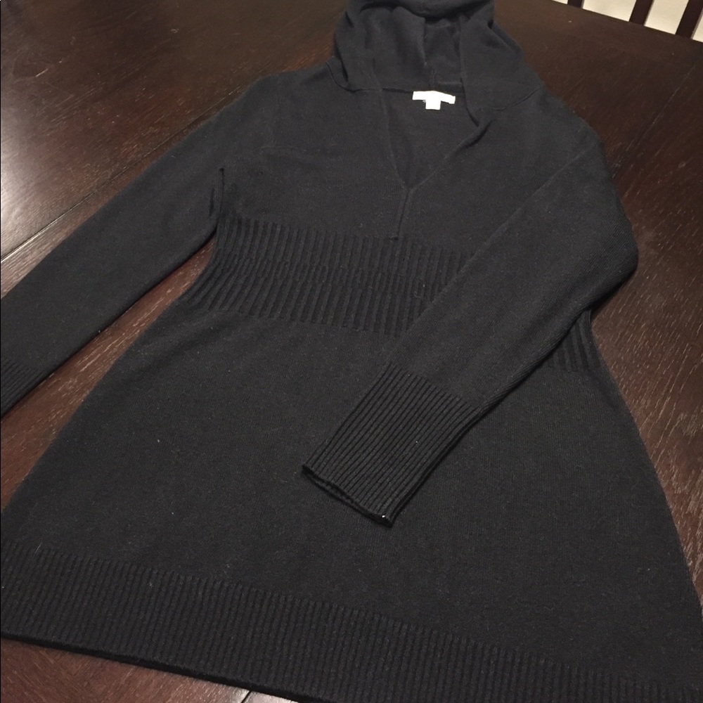 New York & Company hooded black sweater